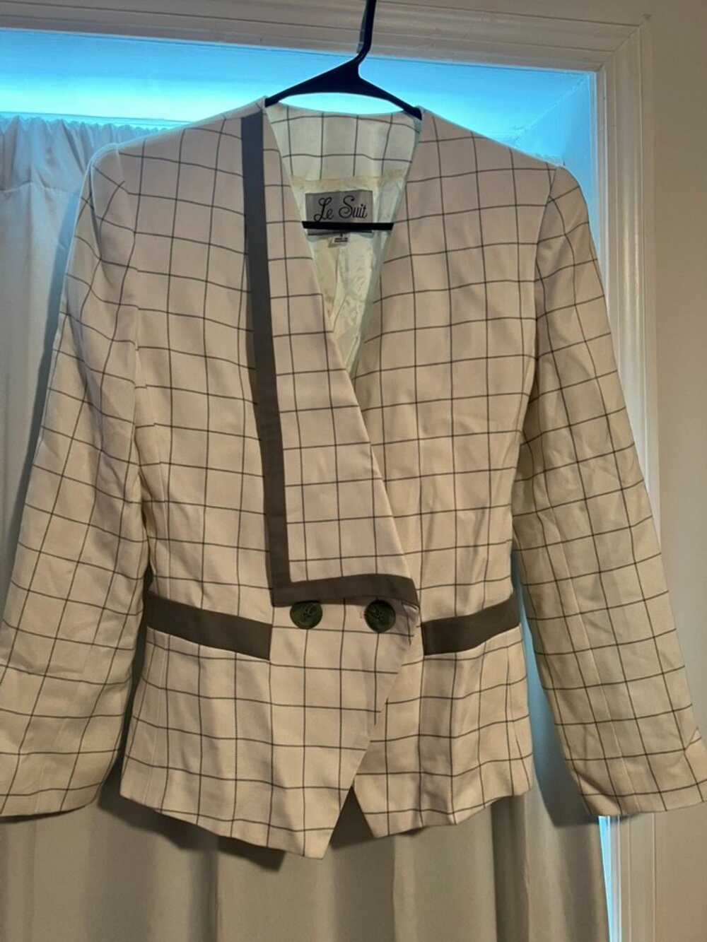 Le Suit Windowpane Plaid Blazer Womens Size 6 Cropped Career Jacket White Black